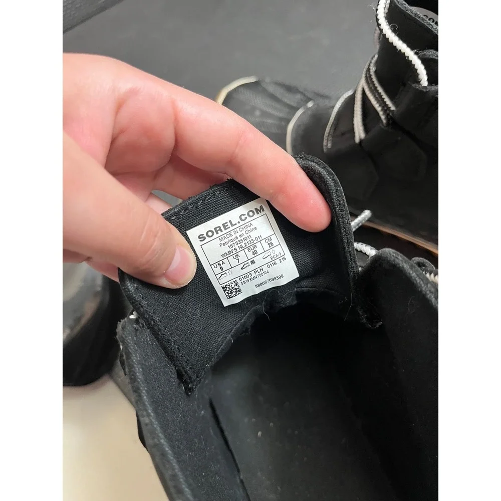 Sorel Out N About Rain Boot Womens 9 Black Waterproof Duck Boot NL2133-011